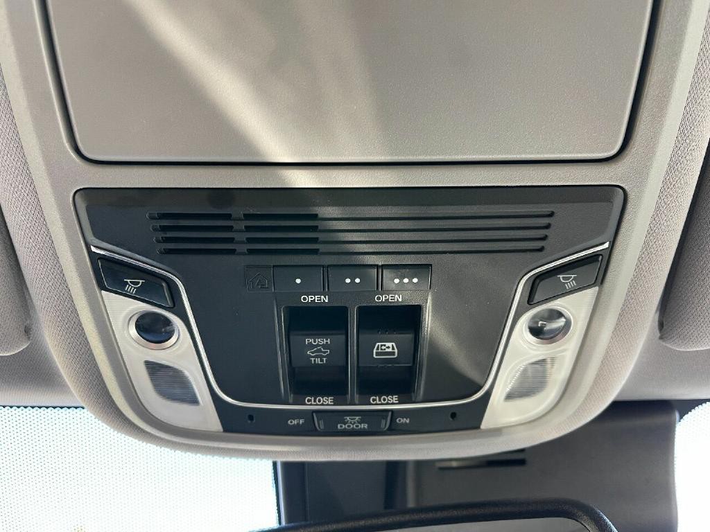 2018 Honda Ridgeline Image 24
