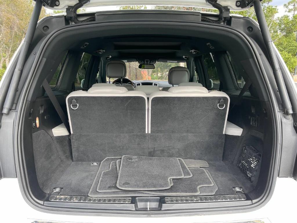 2014 Mercedes-Benz GL-Class Image 18