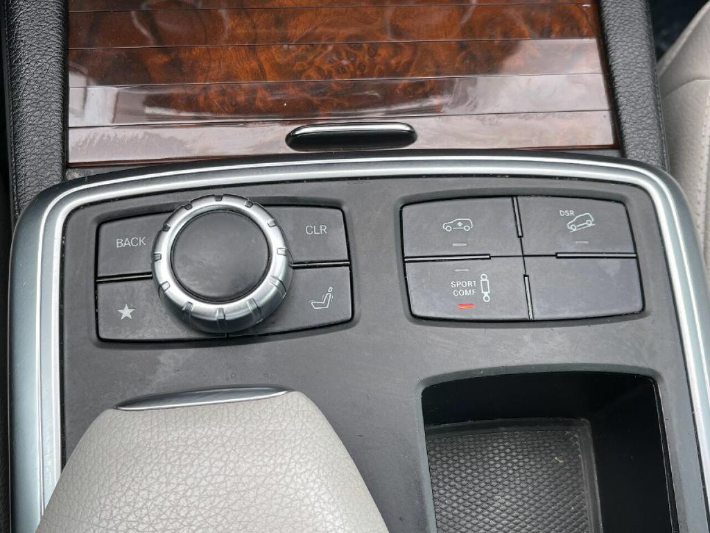 2014 Mercedes-Benz GL-Class Image 35