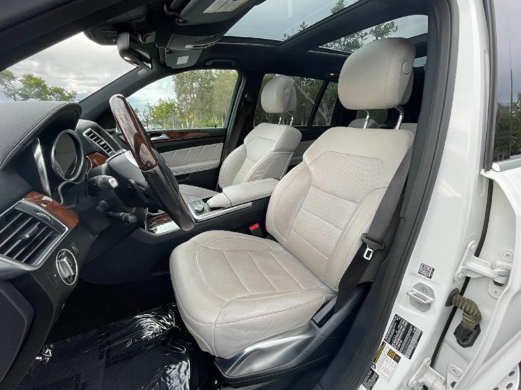 2014 Mercedes-Benz GL-Class Image 36