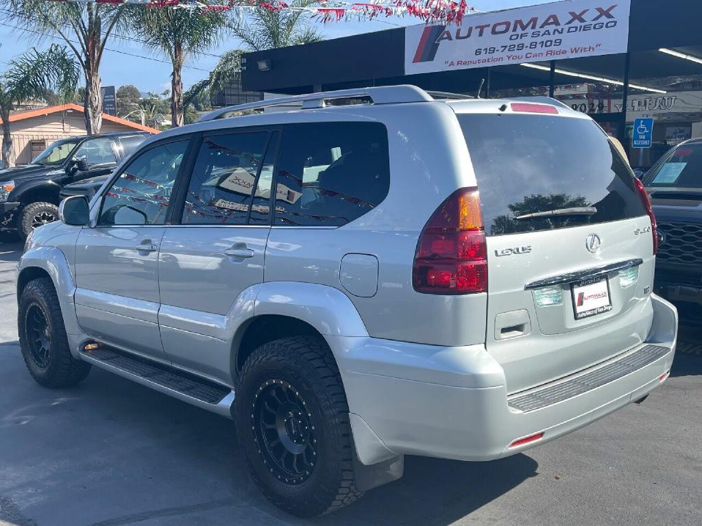 2003 Lexus GX 470 Image 3