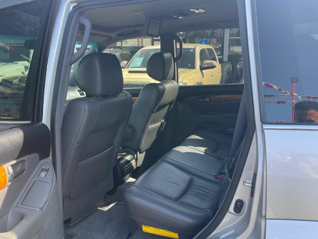 2003 Lexus GX 470 Image 8