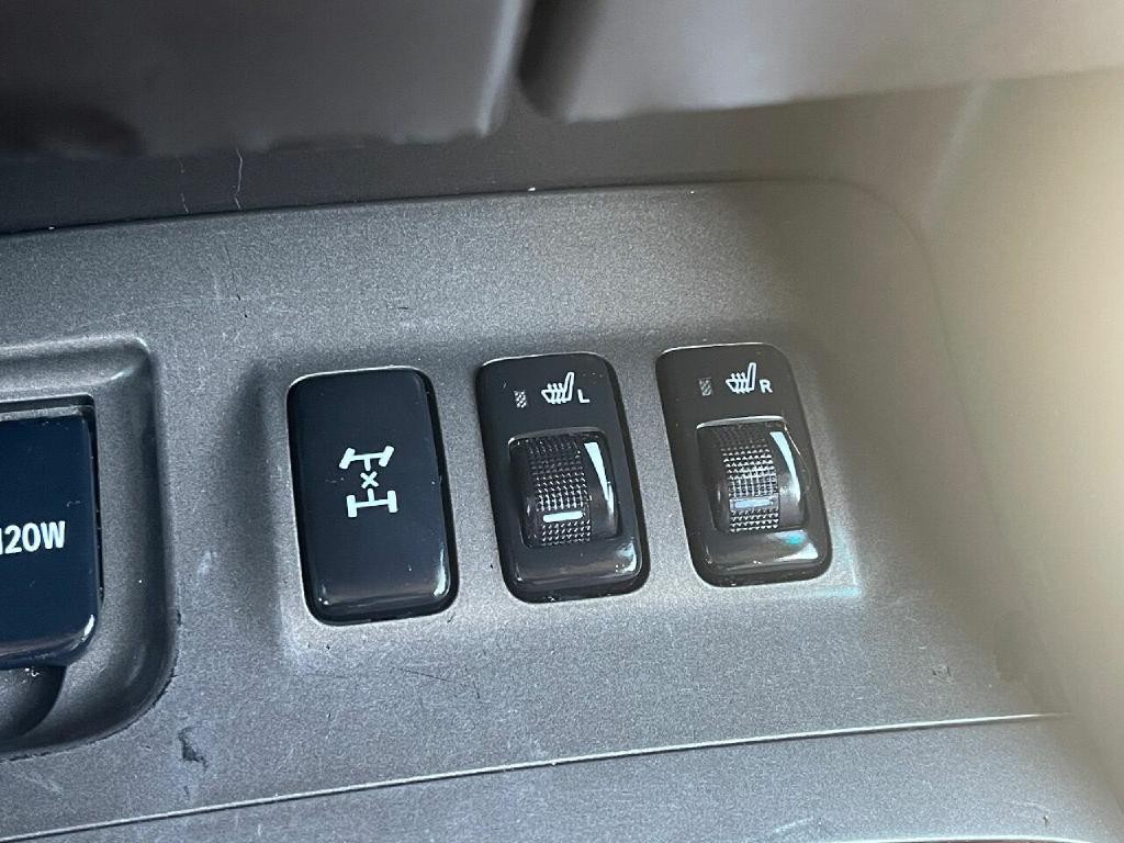 2003 Lexus GX 470 Image 11