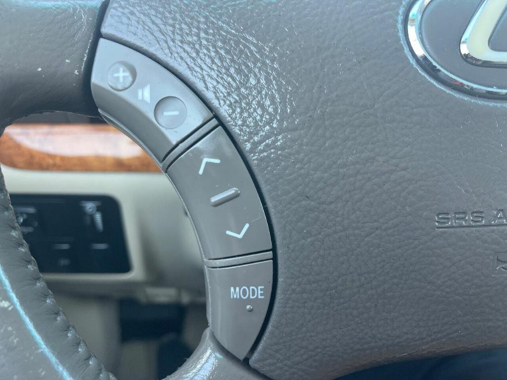 2003 Lexus GX 470 Image 13