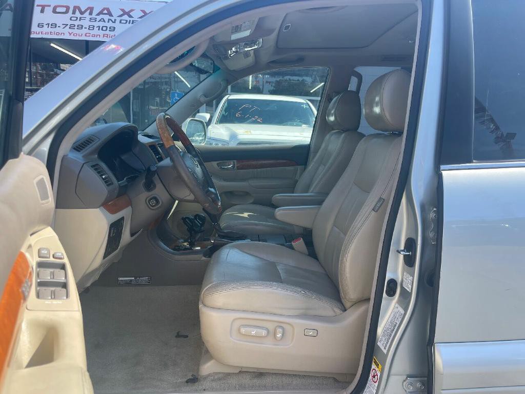 2003 Lexus GX 470 Image 18