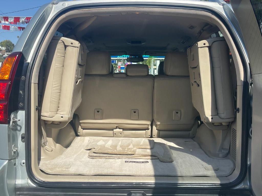 2003 Lexus GX 470 Image 29