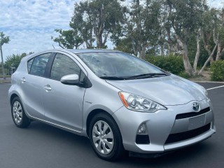 Image for 2014 Toyota Prius Two ID: 3291047