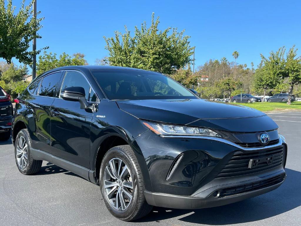 2021 Toyota Venza Image 1