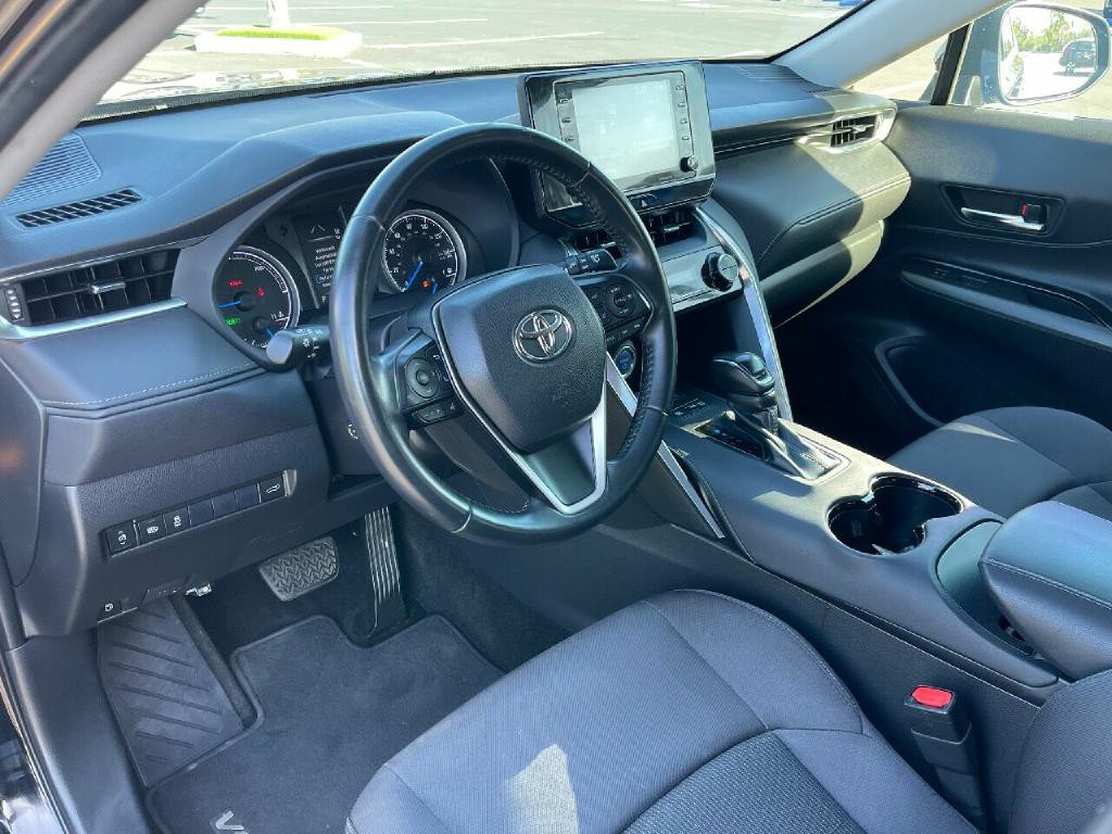2021 Toyota Venza Image 9