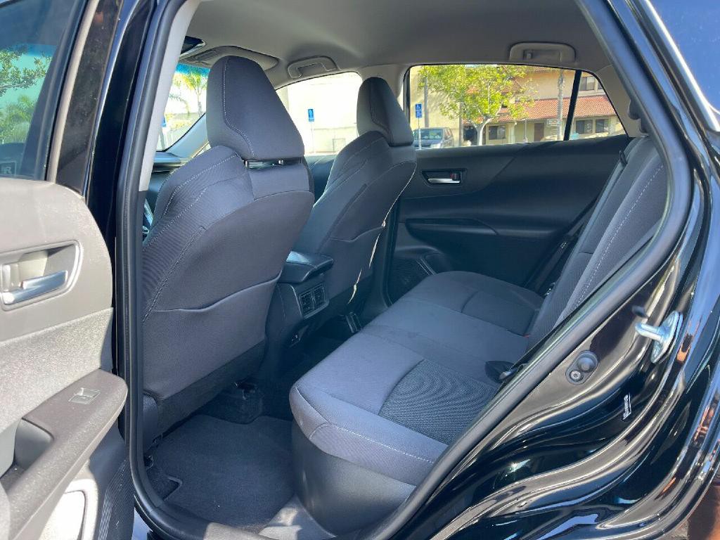 2021 Toyota Venza Image 13