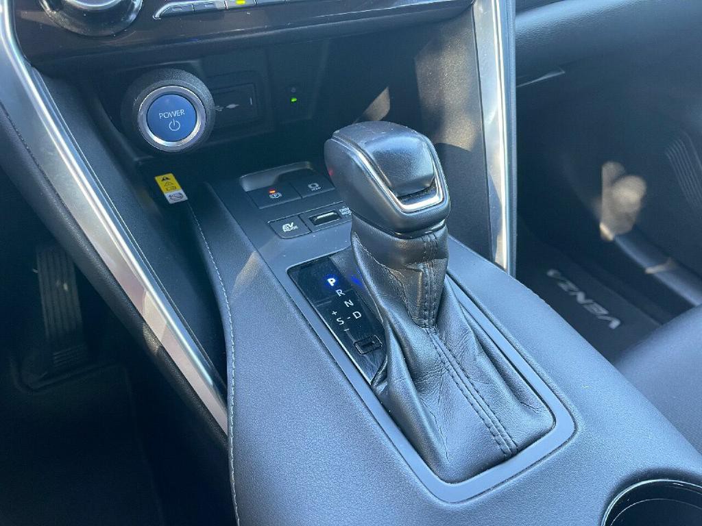 2021 Toyota Venza Image 27
