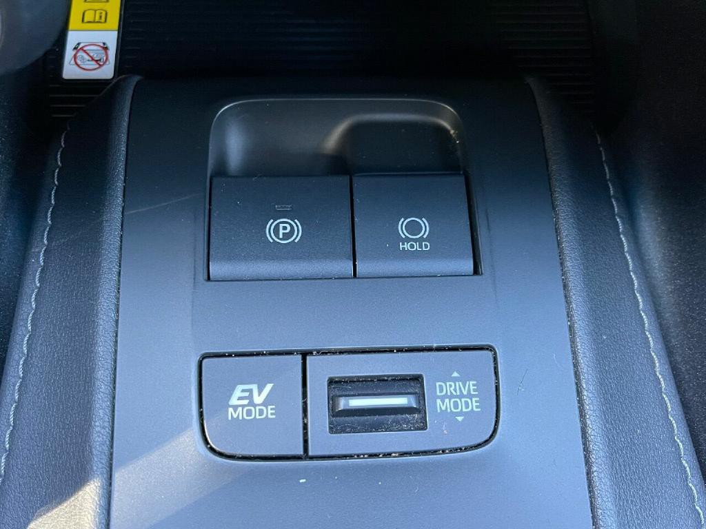 2021 Toyota Venza Image 29