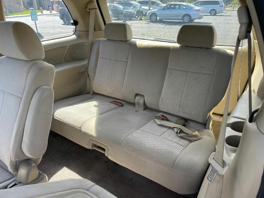 2005 Mazda MPV Image 15