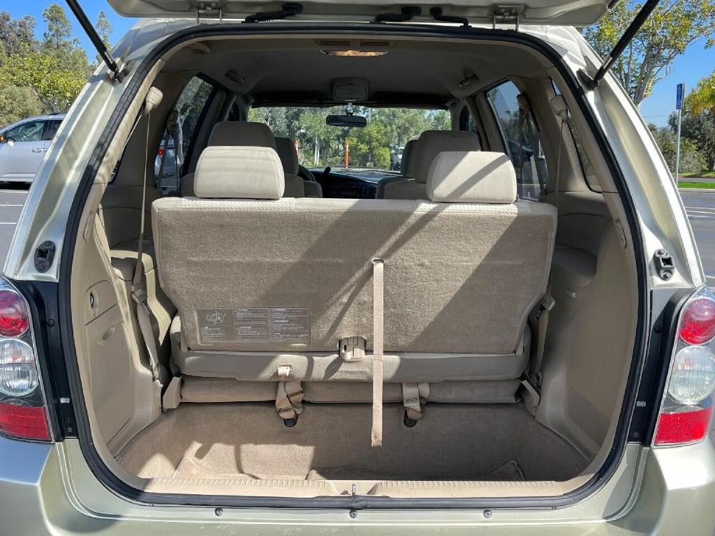 2005 Mazda MPV Image 17