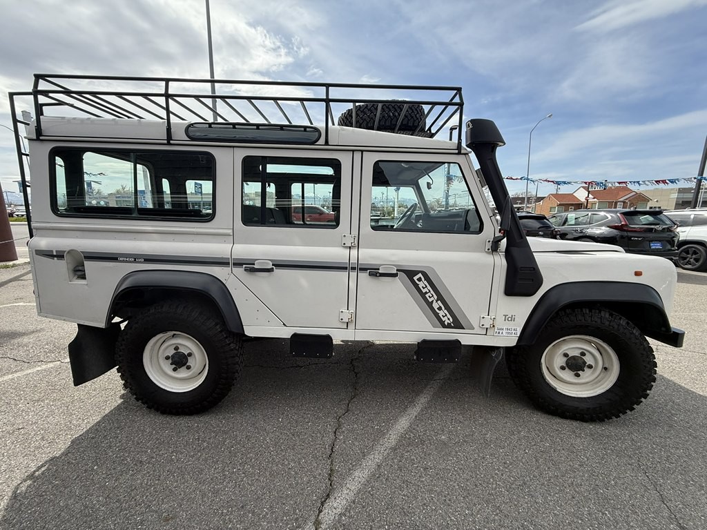 1996 Land Rover Defender Image 6