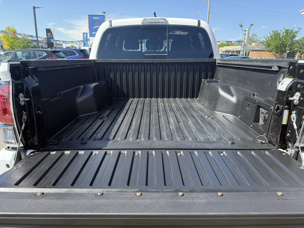 2022 Toyota Tacoma Image 25