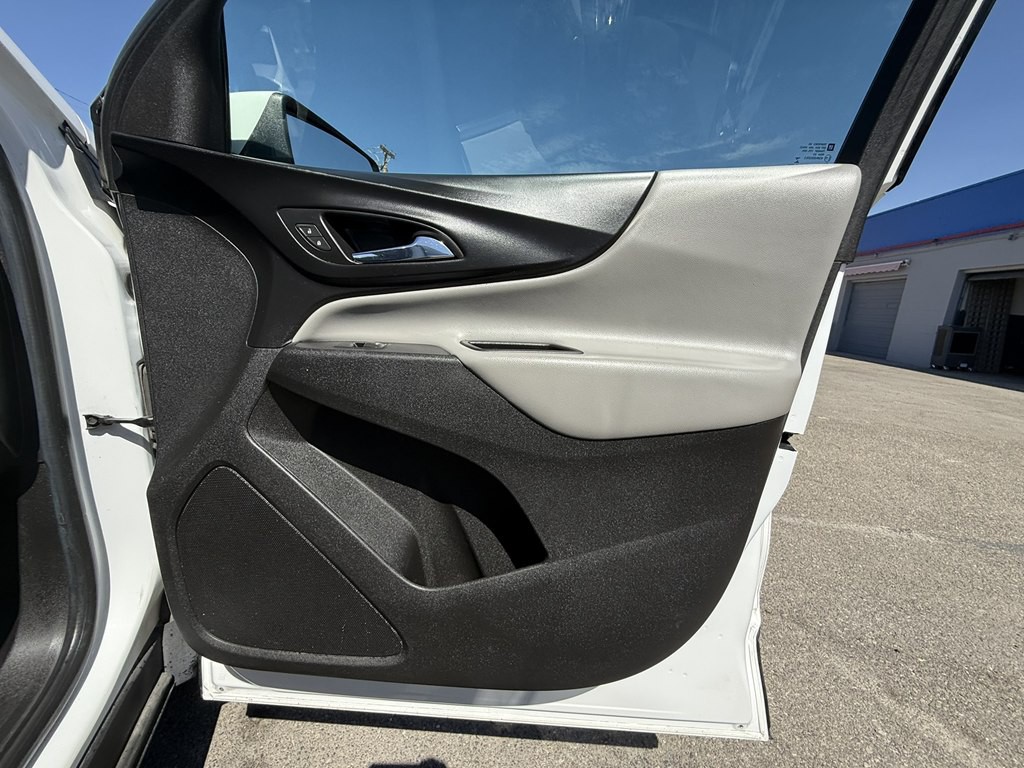 2018 Chevrolet Equinox Image 24