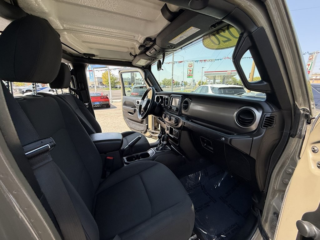 2020 Jeep Gladiator Image 21