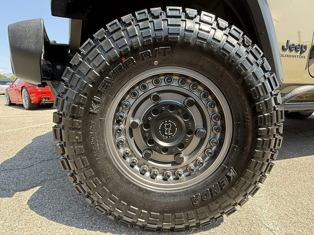 2020 Jeep Gladiator Image 25