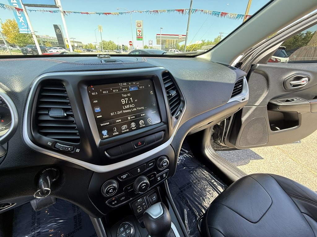 2014 Jeep Cherokee Image 11