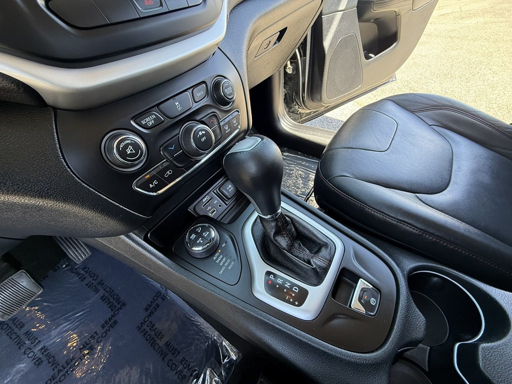 2014 Jeep Cherokee Image 15