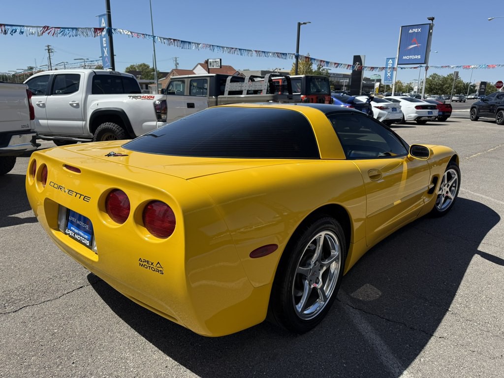 2001 Chevrolet Corvette Image 5