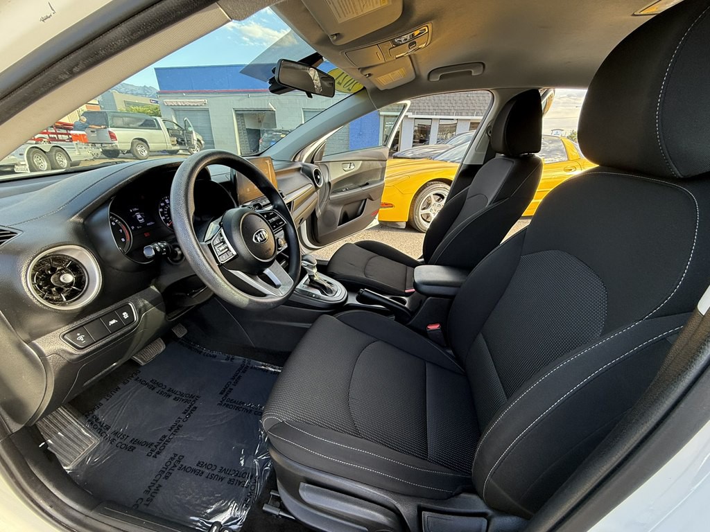 2021 Kia Forte Image 9
