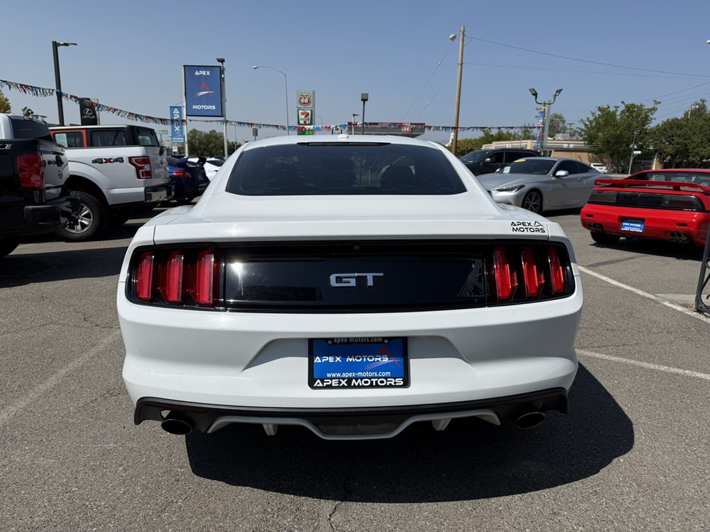 2017 Ford Mustang Image 4