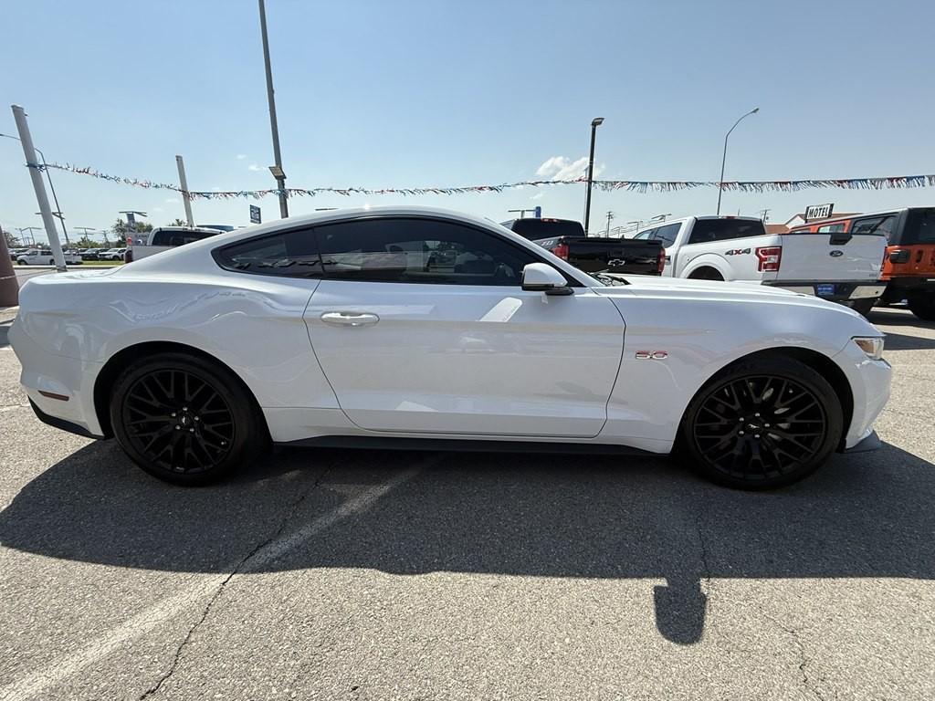2017 Ford Mustang Image 6
