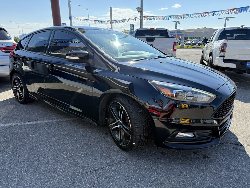 2016 Ford Focus Image 7