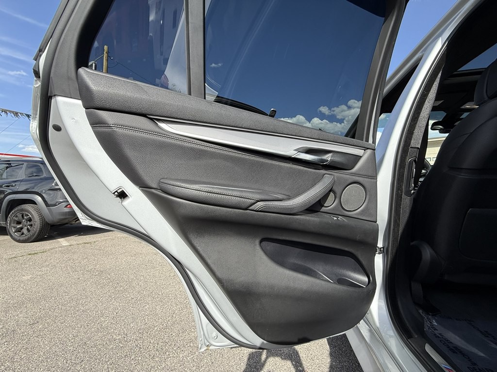 2018 BMW X5 Image 21