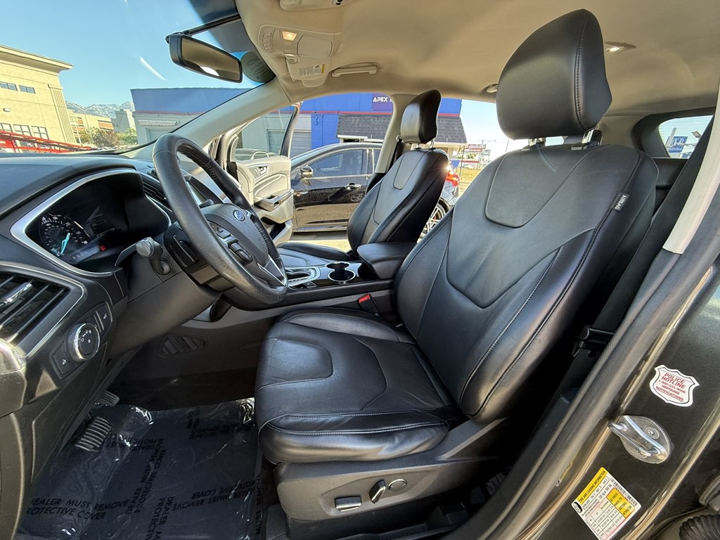 2018 Ford Edge Image 16