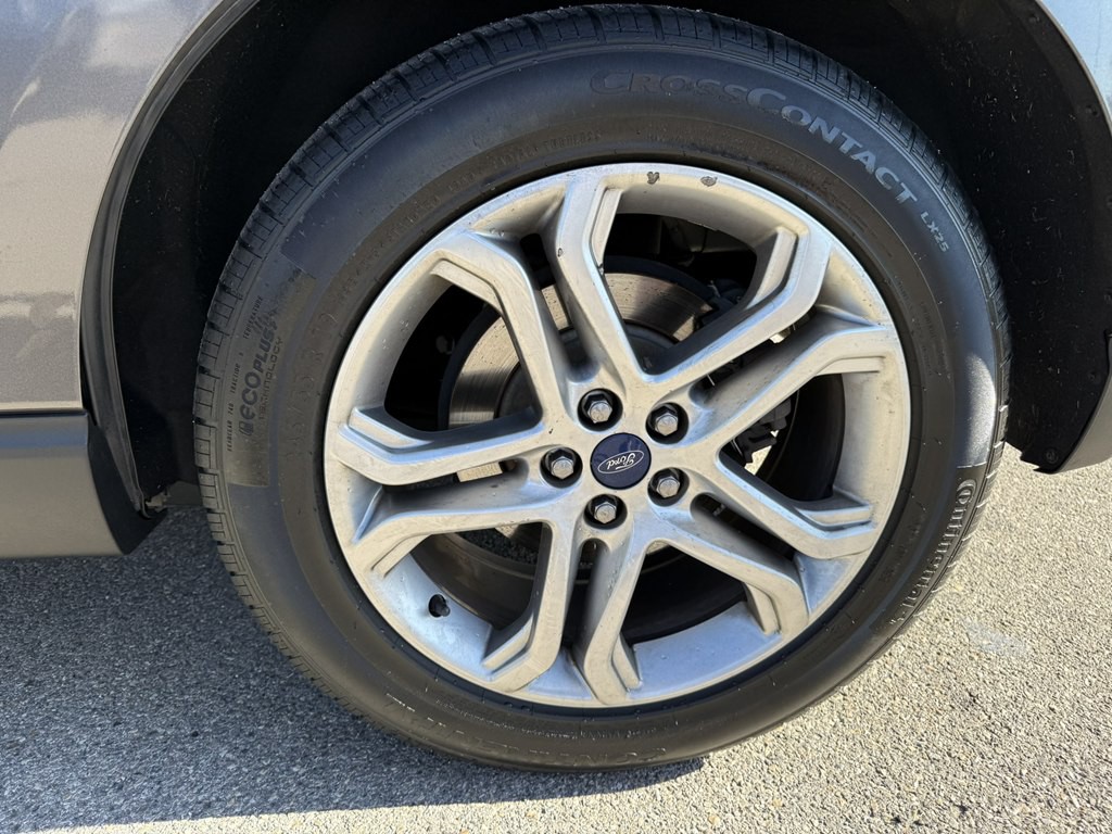 2018 Ford Edge Image 29