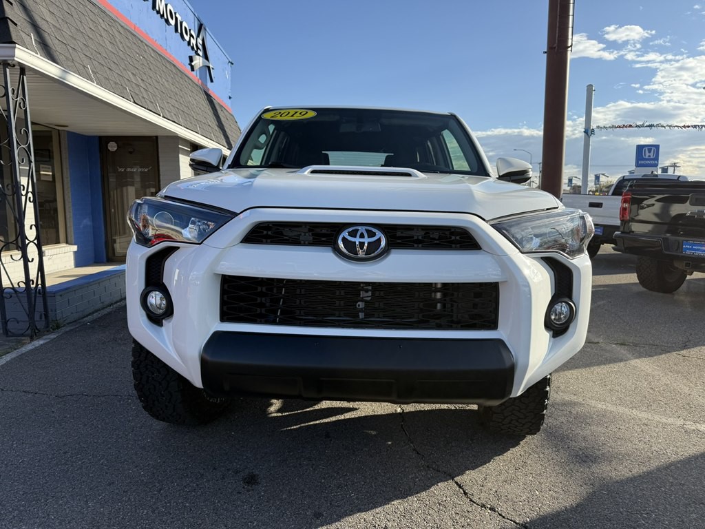 2019 Toyota 4Runner Image 8