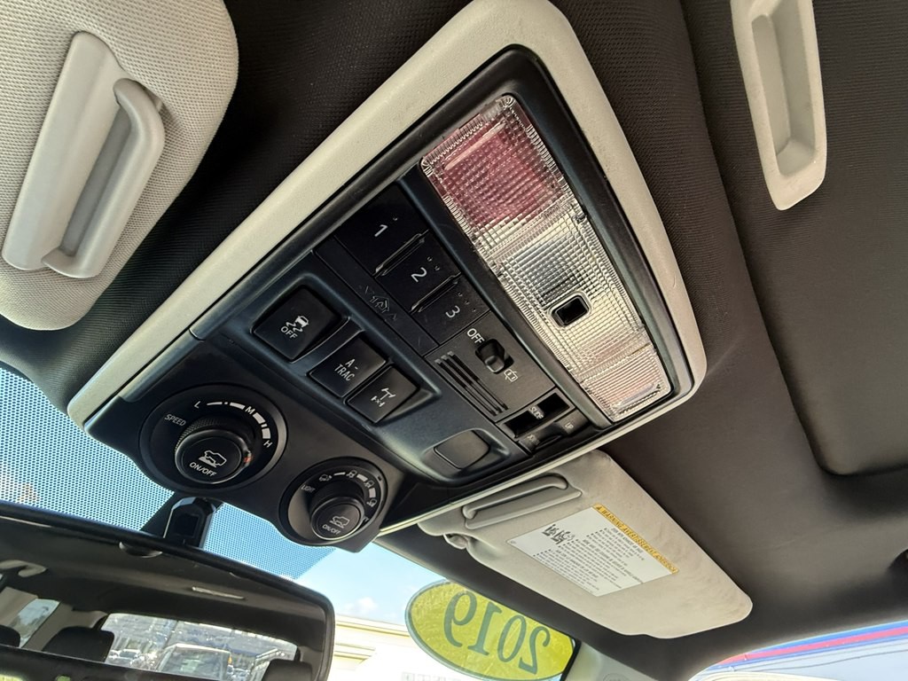 2019 Toyota 4Runner Image 16