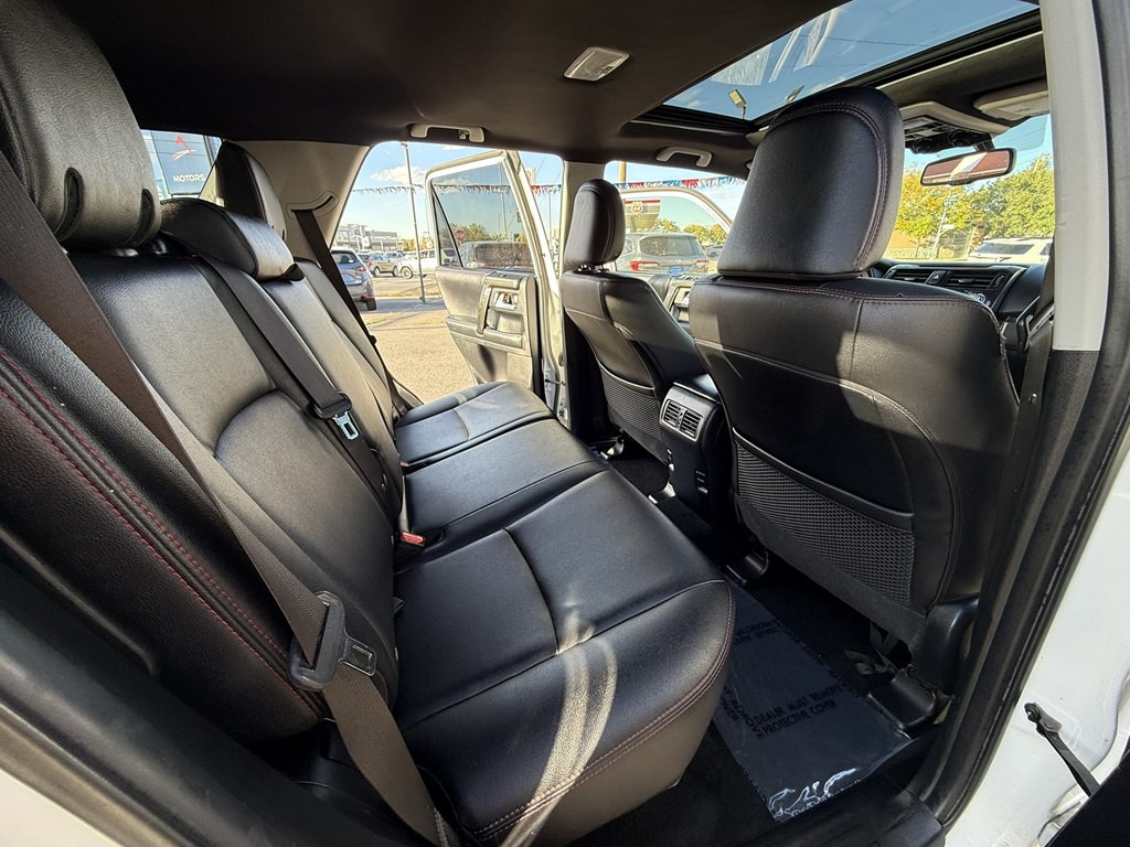 2019 Toyota 4Runner Image 23