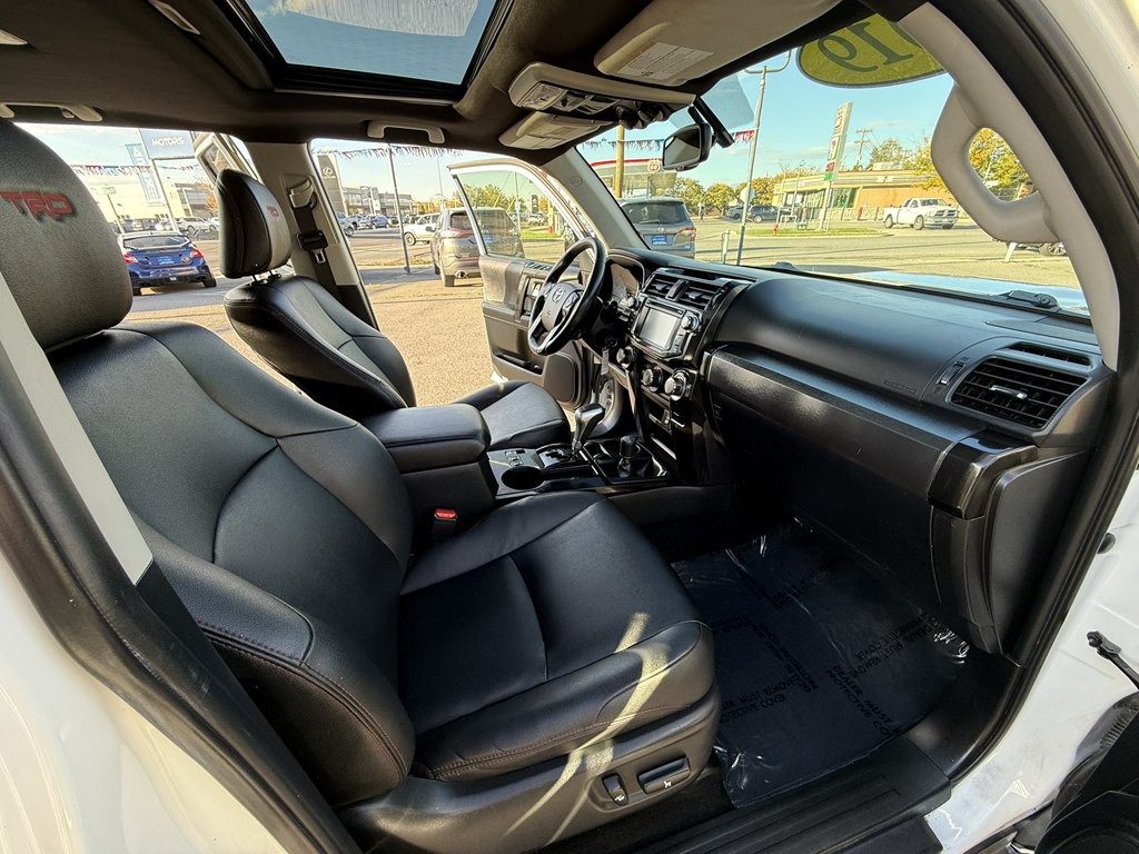 2019 Toyota 4Runner Image 25