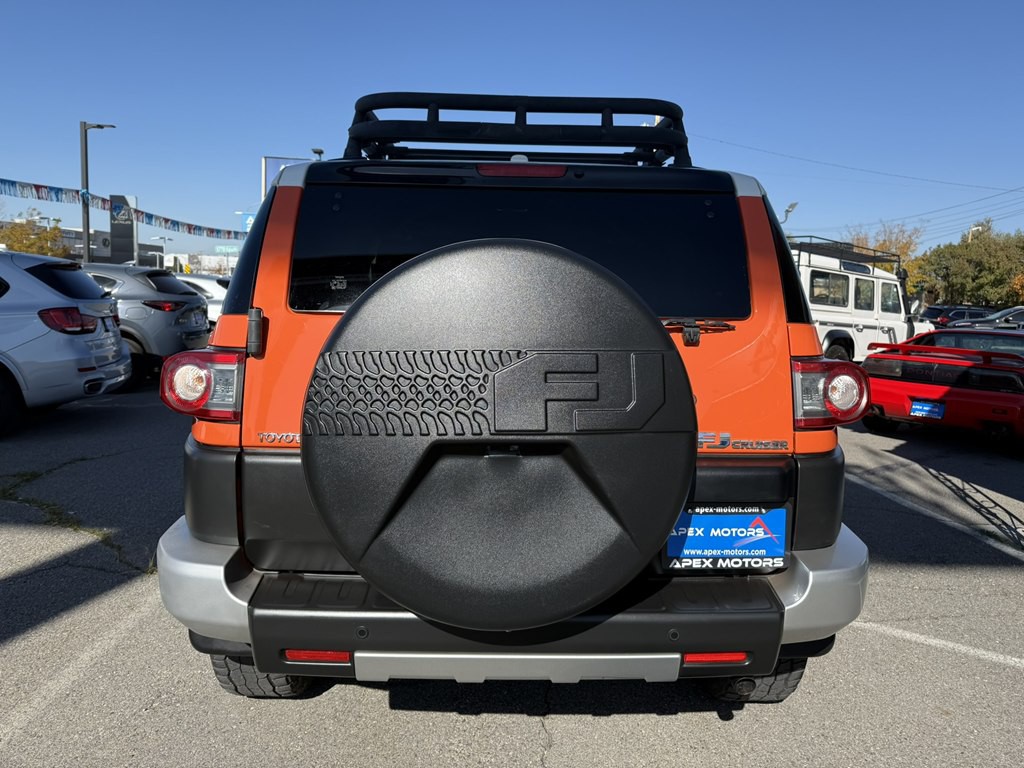 2013 Toyota FJ Cruiser Image 4