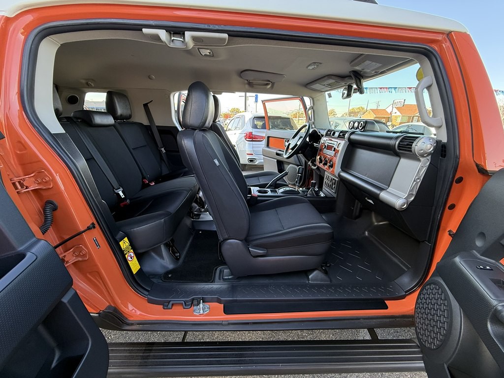 2013 Toyota FJ Cruiser Image 27