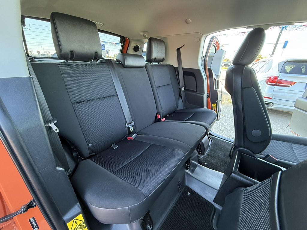 2013 Toyota FJ Cruiser Image 28