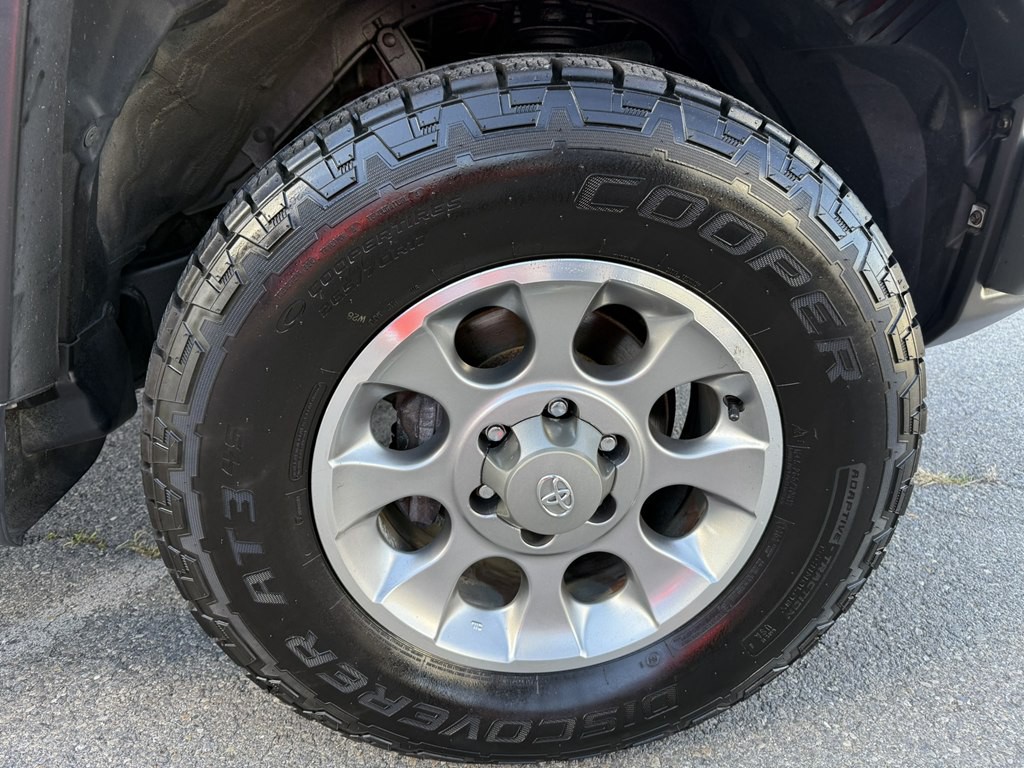 2013 Toyota FJ Cruiser Image 32