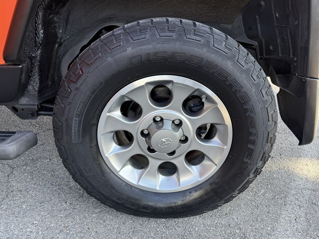 2013 Toyota FJ Cruiser Image 34