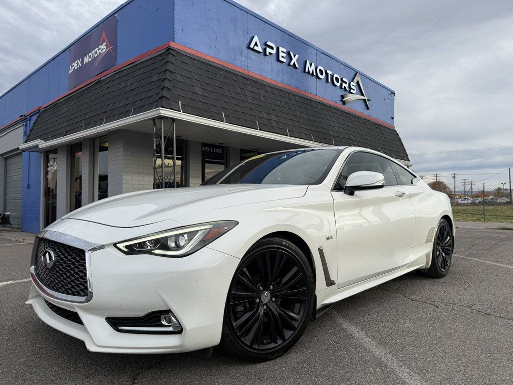 2018 INFINITI Q60 Image 1