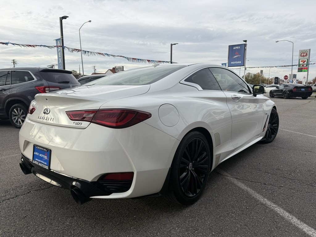2018 INFINITI Q60 Image 5