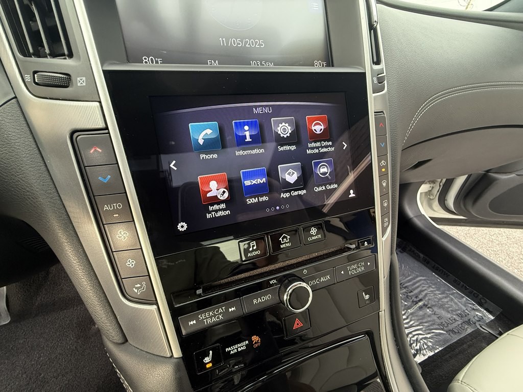 2018 INFINITI Q60 Image 12