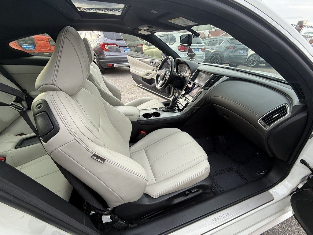 2018 INFINITI Q60 Image 20
