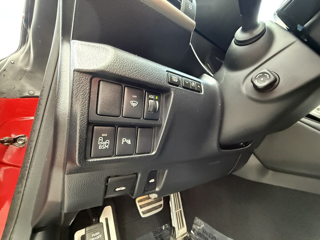 2016 Lexus RC Image 10