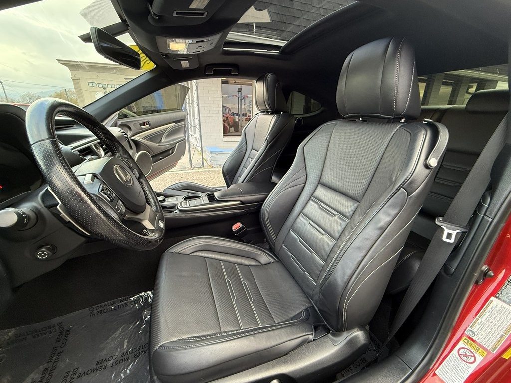 2016 Lexus RC Image 19