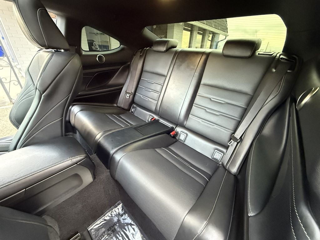 2016 Lexus RC Image 20