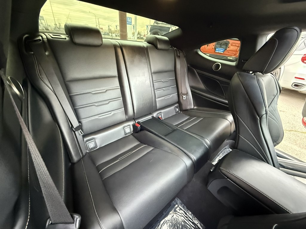 2016 Lexus RC Image 23